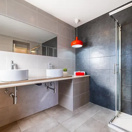 Villa In Cerro De Aguia With Private Pool אלבופיירה