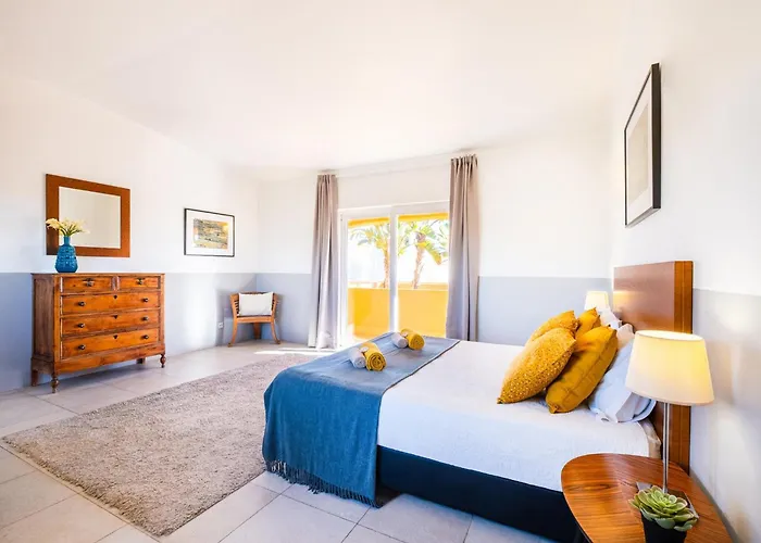 Villa In Cerro De Aguia With Private Pool * Albufeira