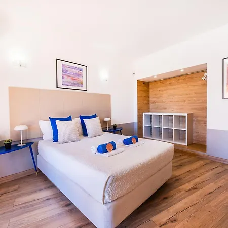 Villa In Cerro De Aguia With Private Pool * Albufeira