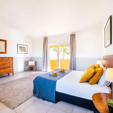 Villa In Cerro De Aguia With Private Pool * Albufeira